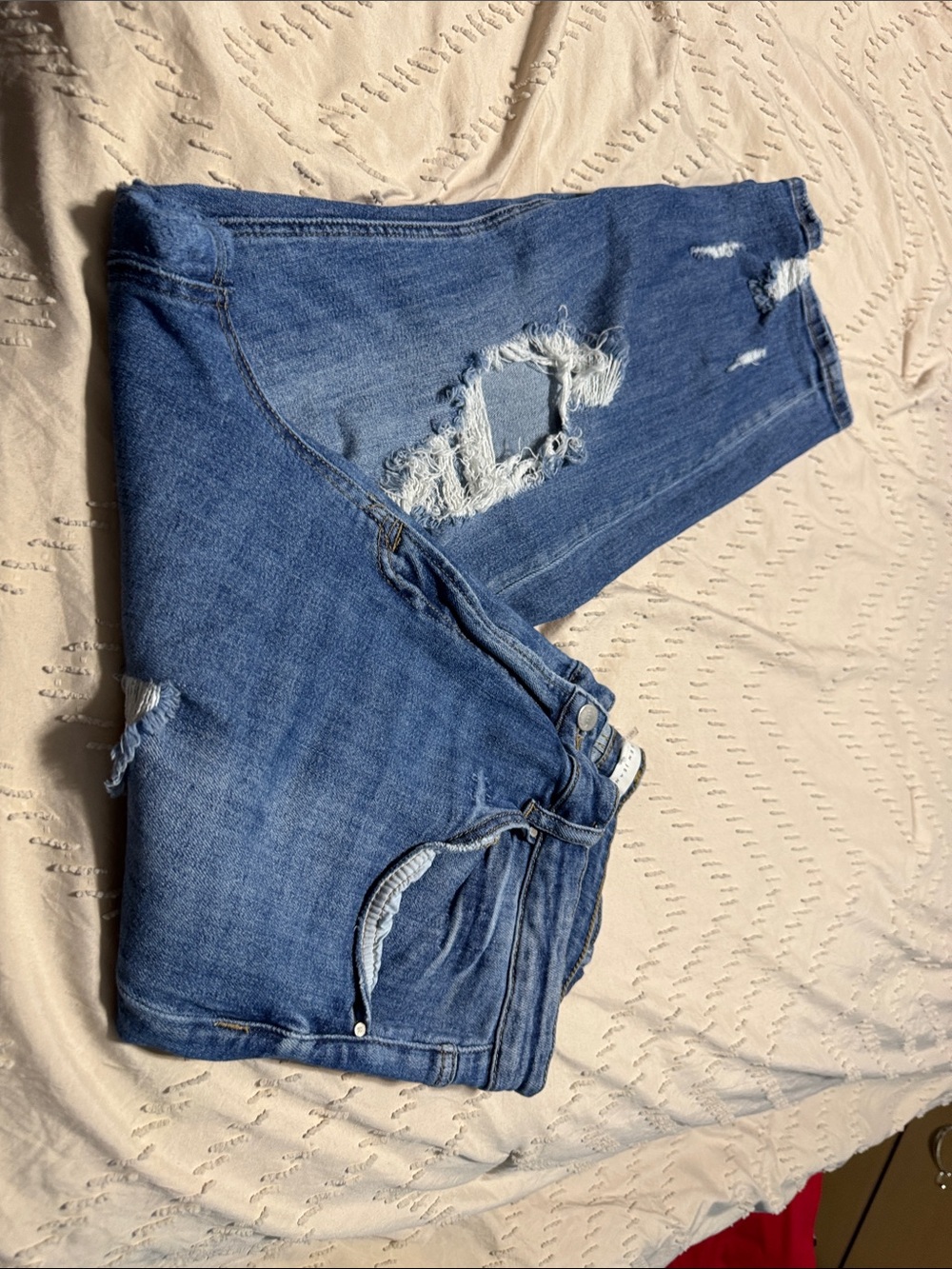 Distressed Skinny High-Rise Jeans - Blue